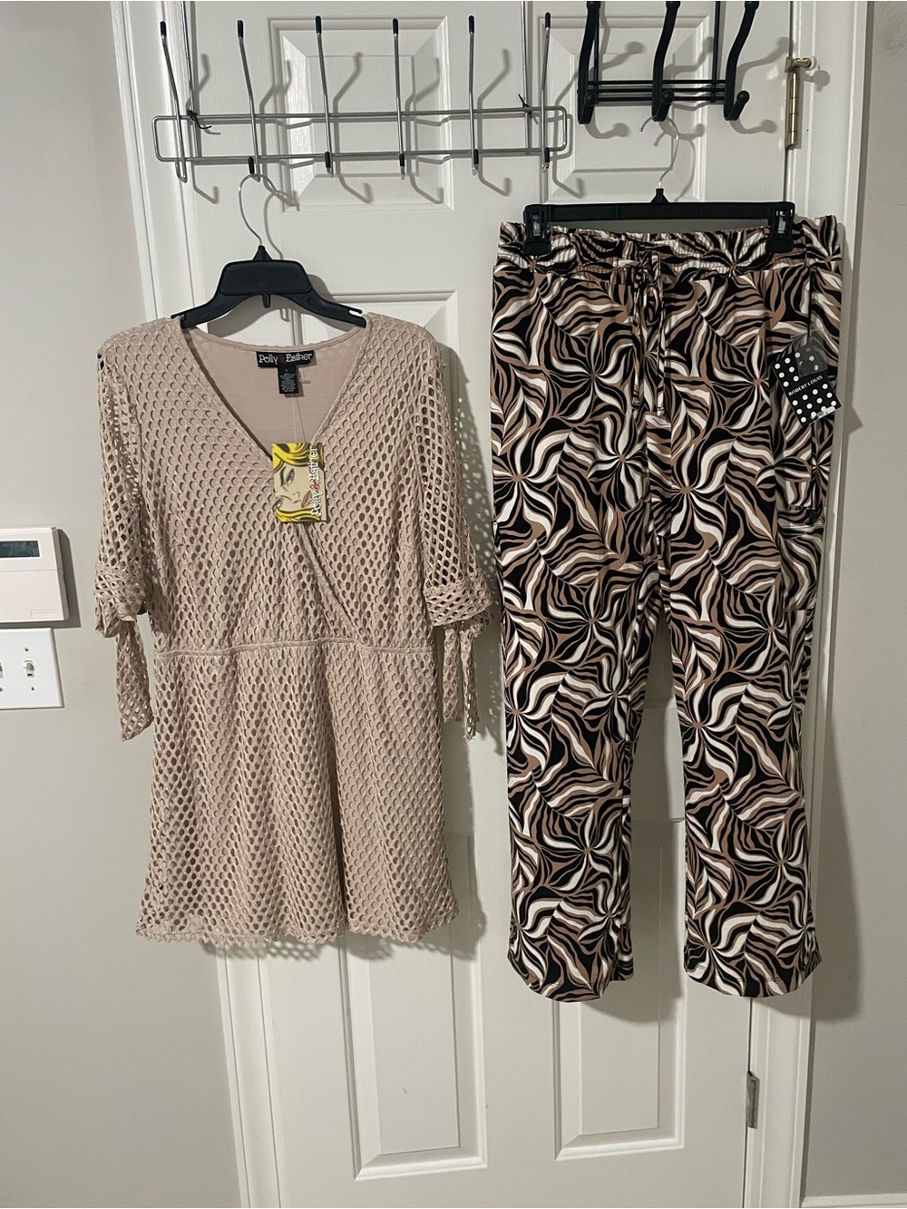 Polly & Esther Beige Crochet Tunic & Swirl-Print Pants Set large Robert Louis